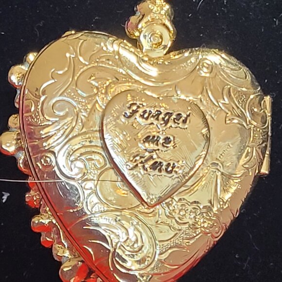 Kirks Folley "Forget me Knot" heart - Picture 4 of 9